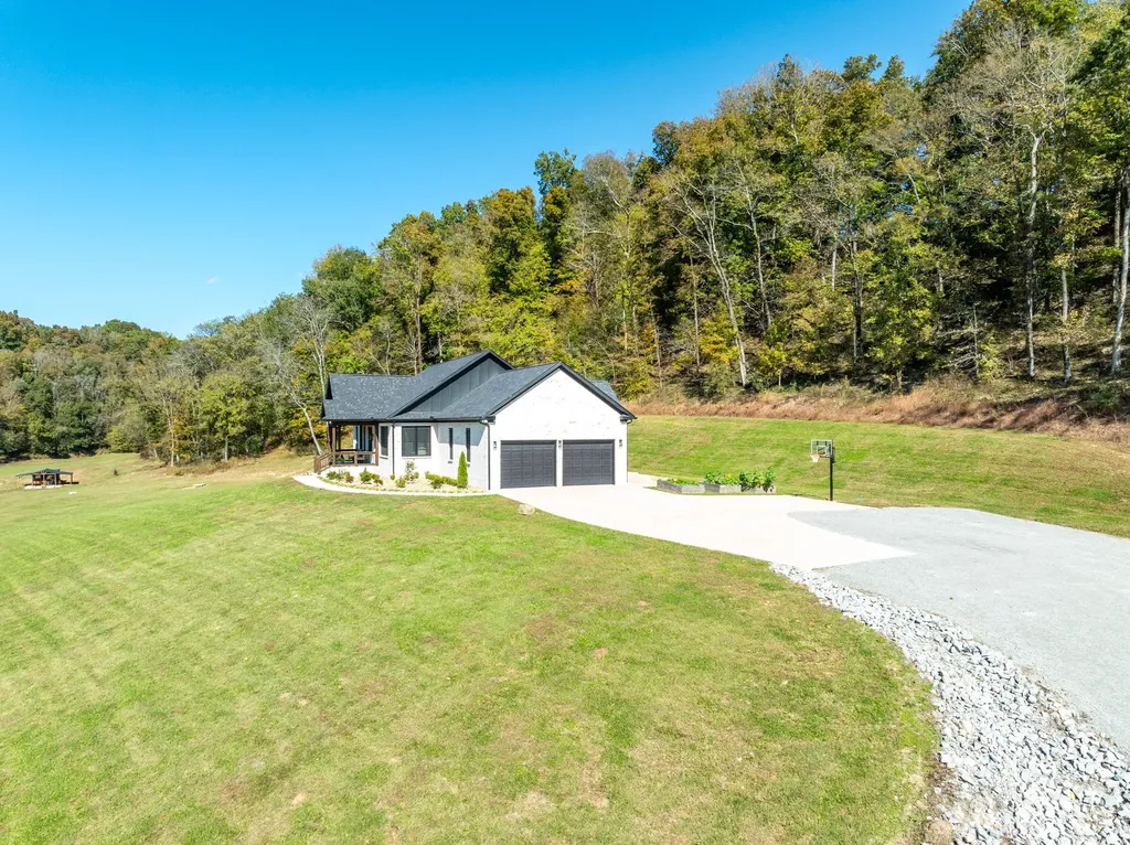 564 Mt Olive Cemetery Road Lynnville TN 38472