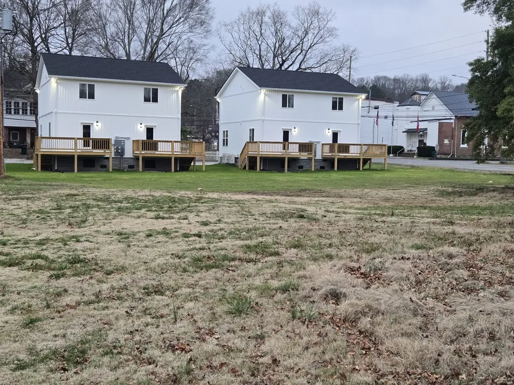 95 E Wyly Street Waverly TN 37185
