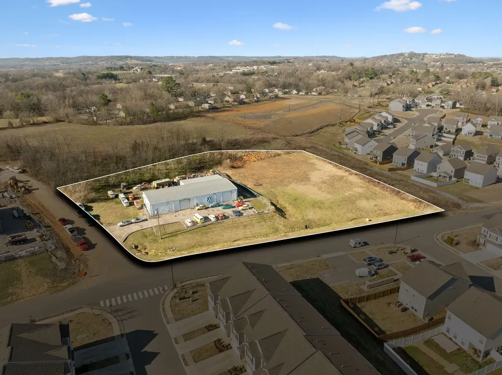 2501 Precast Drive, N Columbia TN 38401