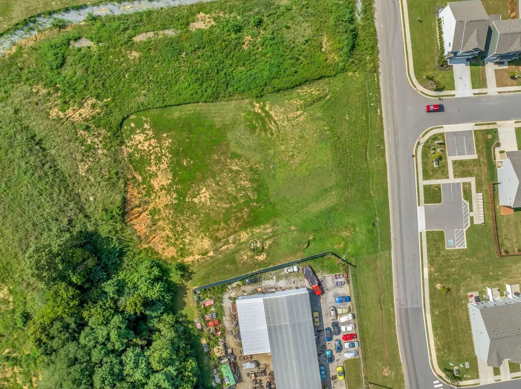 2501 Precast Drive, N Columbia TN 38401