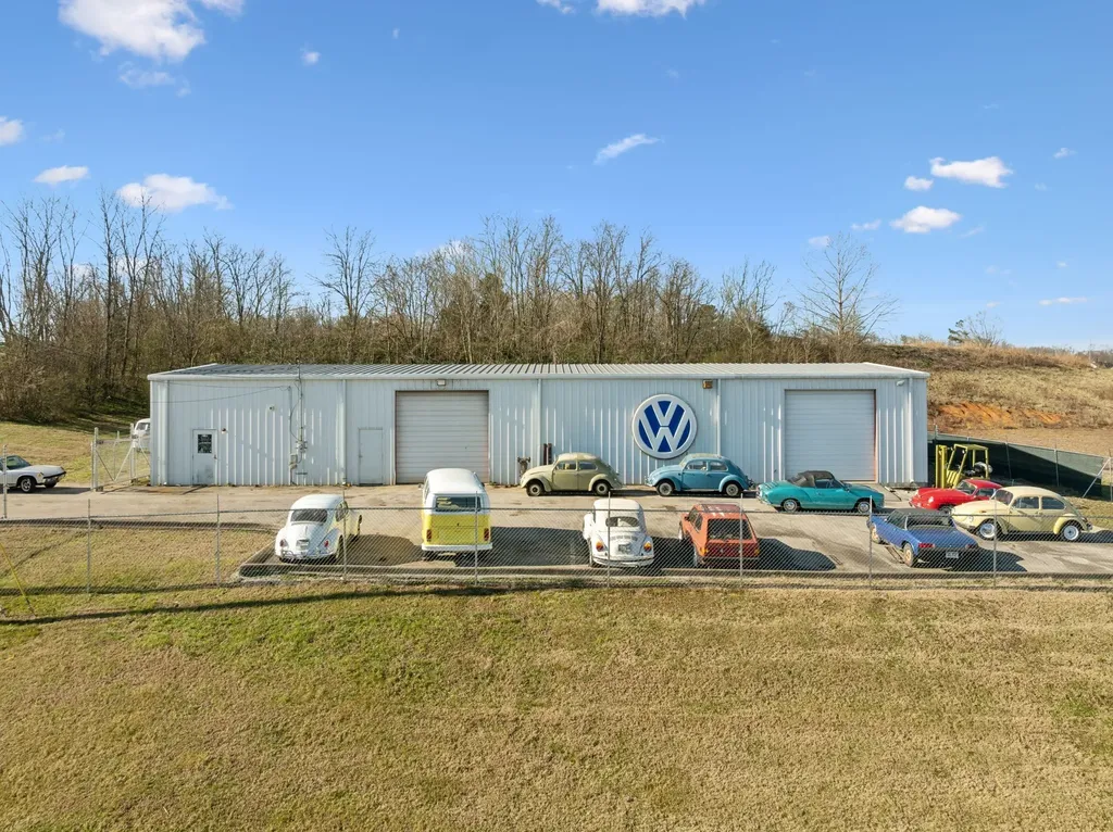 2501 Precast Drive, N Columbia TN 38401