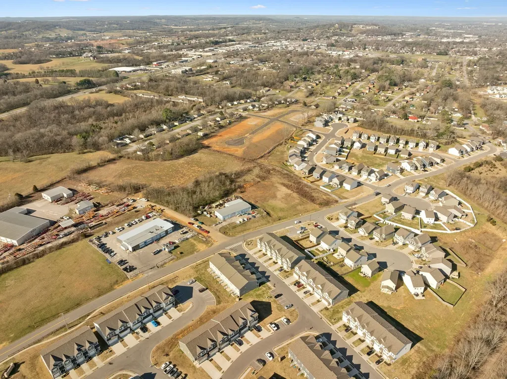 2501 Precast Drive, N Columbia TN 38401