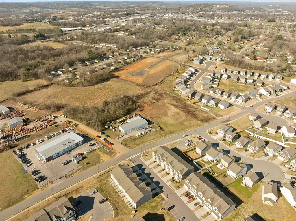 2501 Precast Drive, N Columbia TN 38401