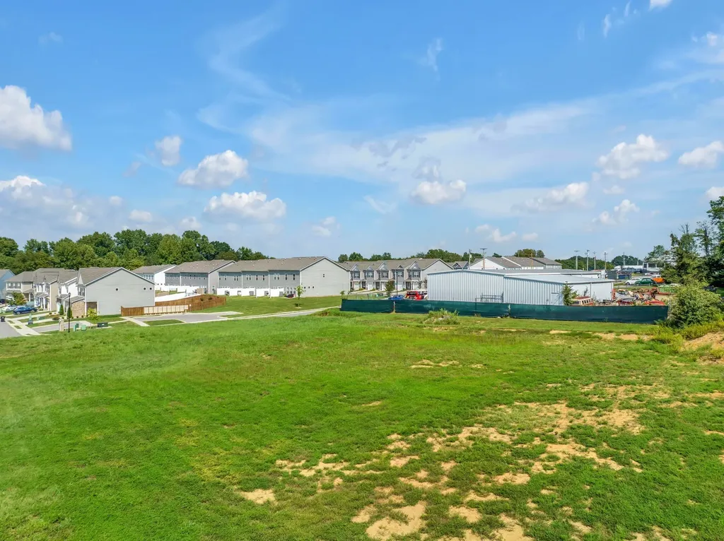 2501 Precast Drive, N Columbia TN 38401