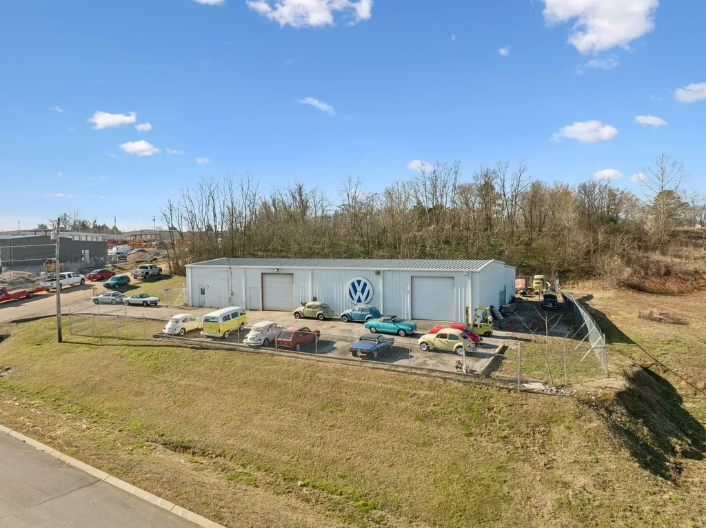 2501 Precast Drive, N Columbia TN 38401