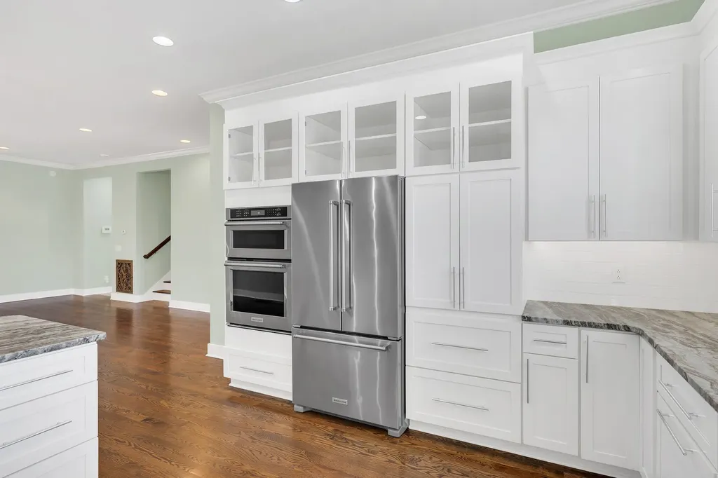 5704 Old Harding Pike Nashville TN 37205