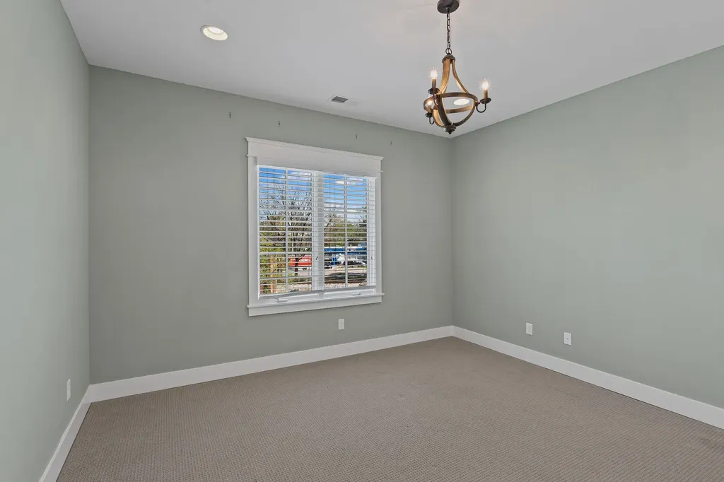 5704 Old Harding Pike Nashville TN 37205