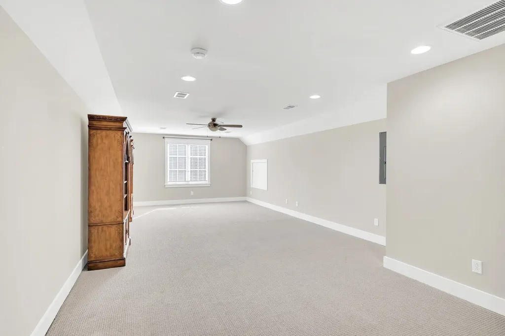 5704 Old Harding Pike Nashville TN 37205