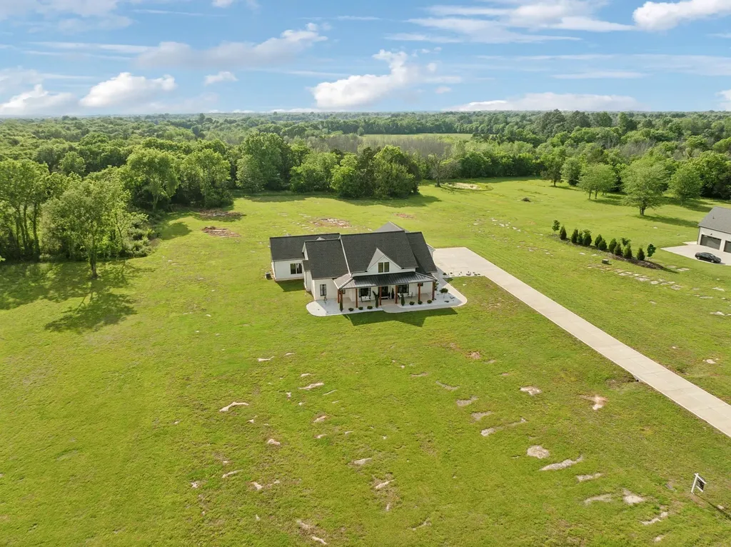 2648 Wilson Overall Road Murfreesboro TN 37127