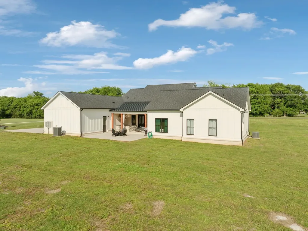 2648 Wilson Overall Road Murfreesboro TN 37127