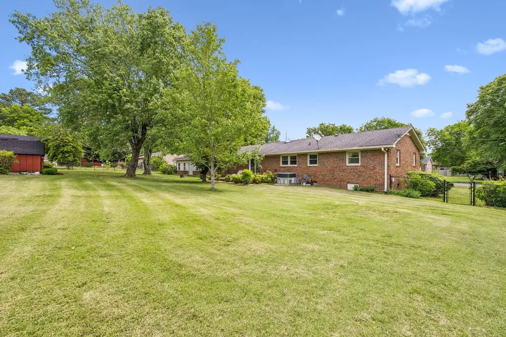 618 Fairlane Drive Lewisburg TN 37091