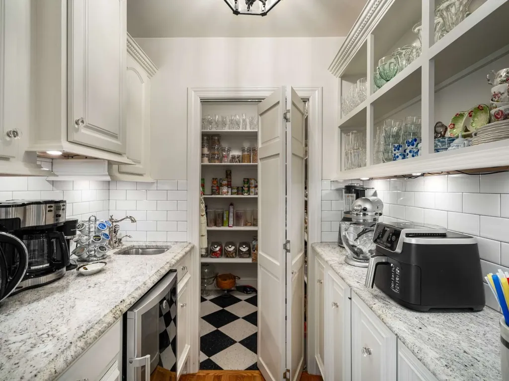 305 Davidson Road Nashville TN 37205