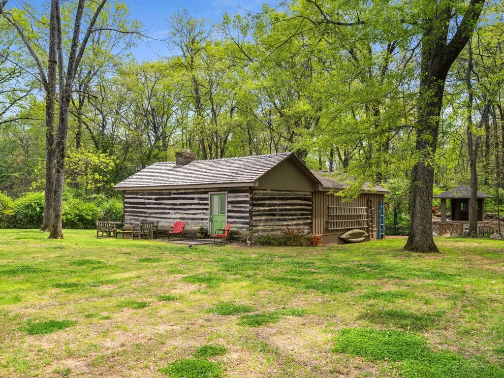 305 Davidson Road Nashville TN 37205