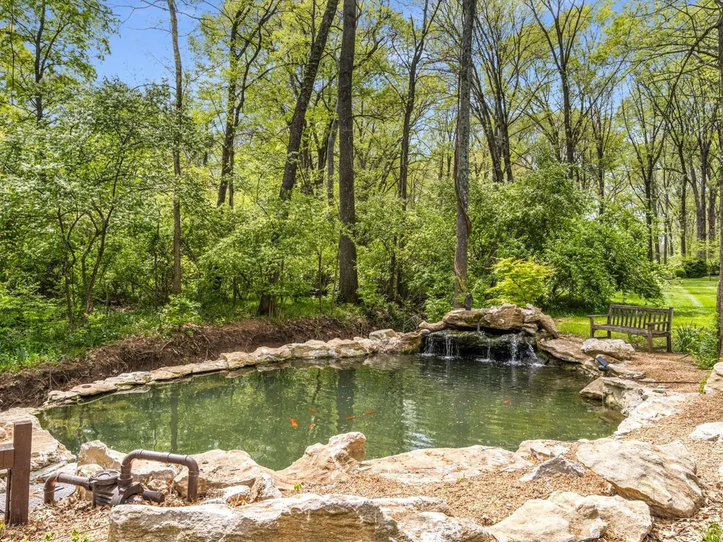 305 Davidson Road Nashville TN 37205