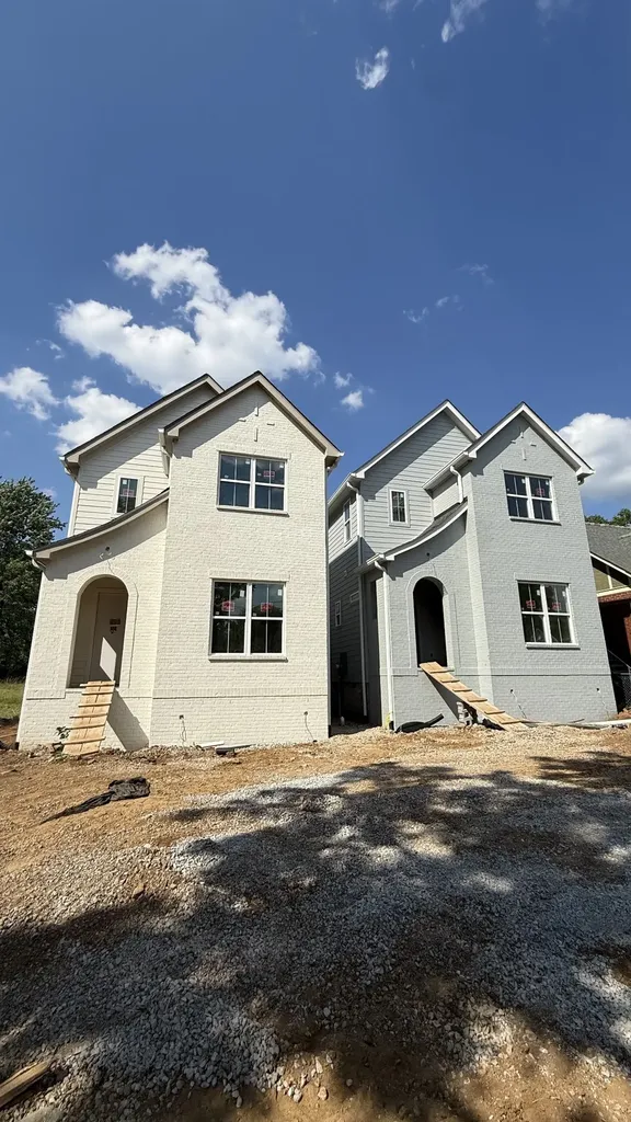 1007A Fairwin Avenue Nashville TN 37216