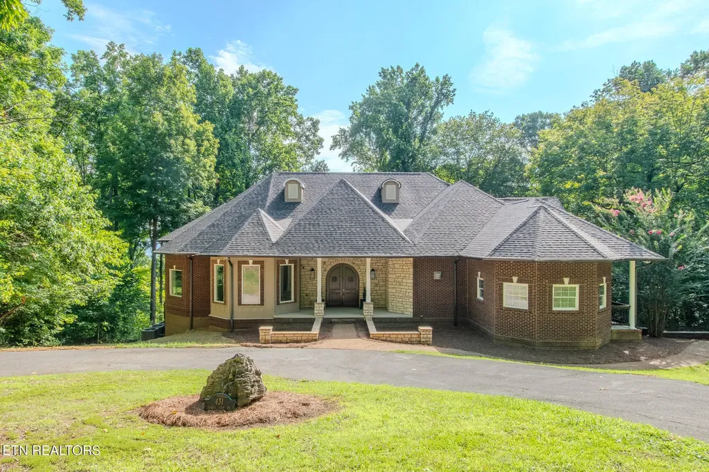 431 Thomas Loop Road Sevierville TN 37876