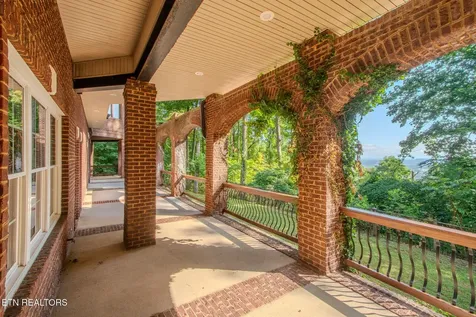 431 Thomas Loop Road Sevierville TN 37876