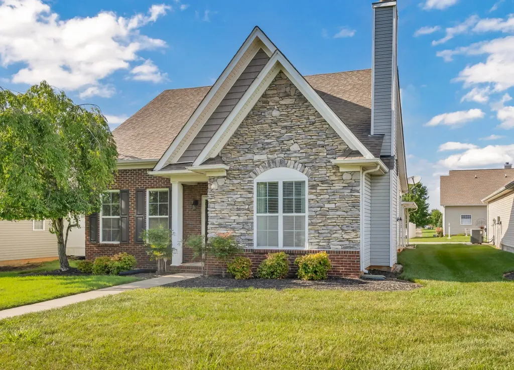 184 Whitman Alley Clarksville TN 37043