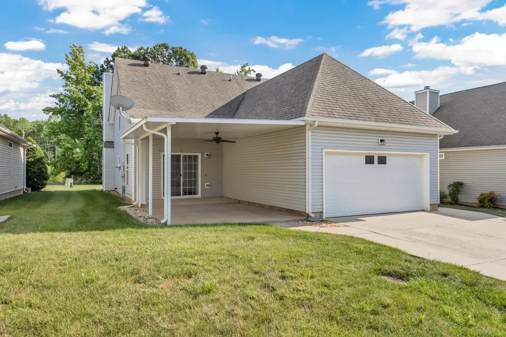 184 Whitman Alley Clarksville TN 37043
