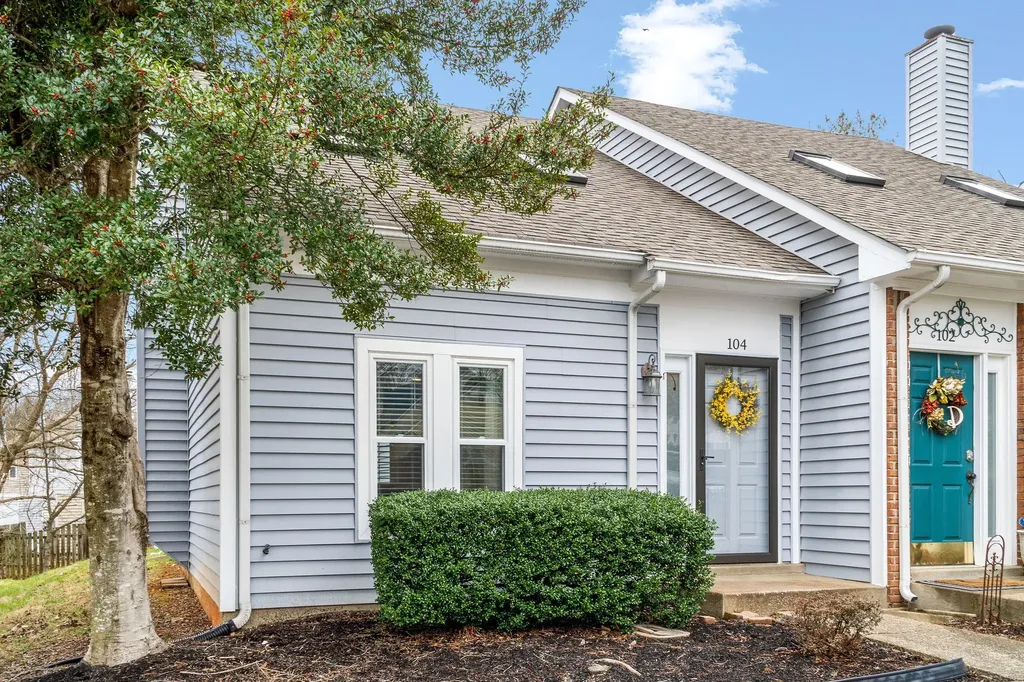 104 Carriage Place Clarksville TN 37042