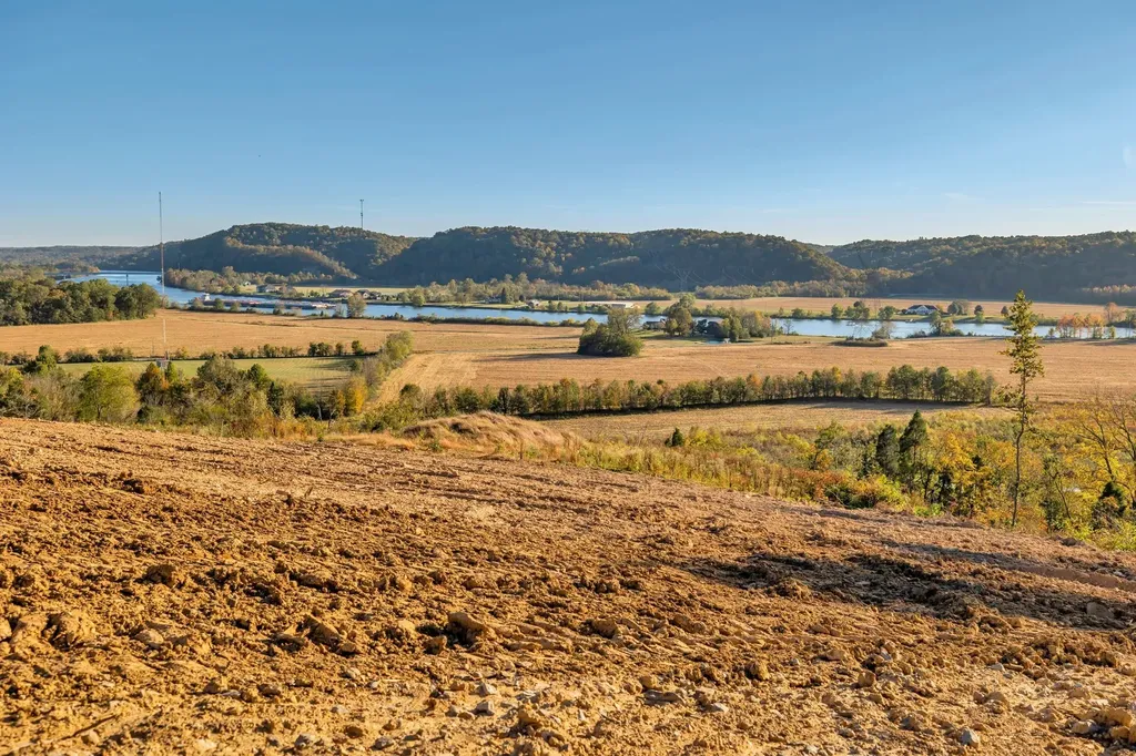 4 Hwy 12 N Ashland City TN 37015