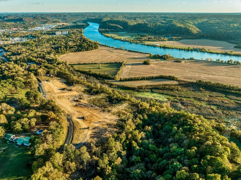 3 Hwy 12 N Ashland City TN 37015