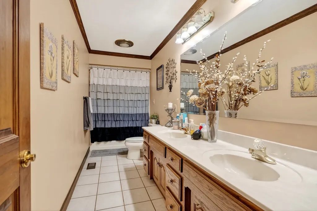 9334 Short Mountain Road Smithville TN 37166