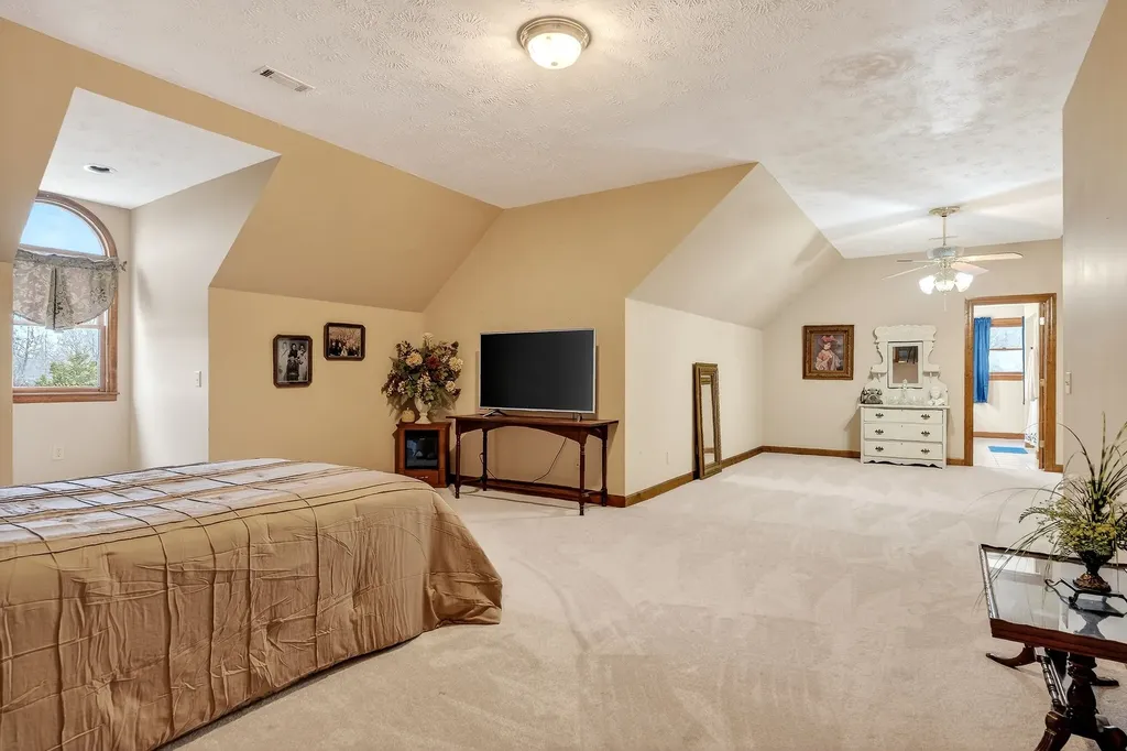 9334 Short Mountain Road Smithville TN 37166