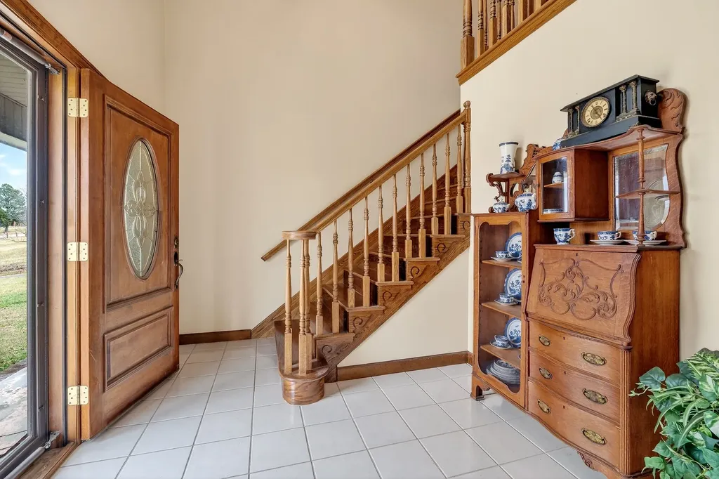9334 Short Mountain Road Smithville TN 37166