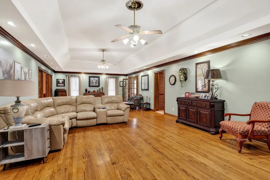 9334 Short Mountain Road Smithville TN 37166
