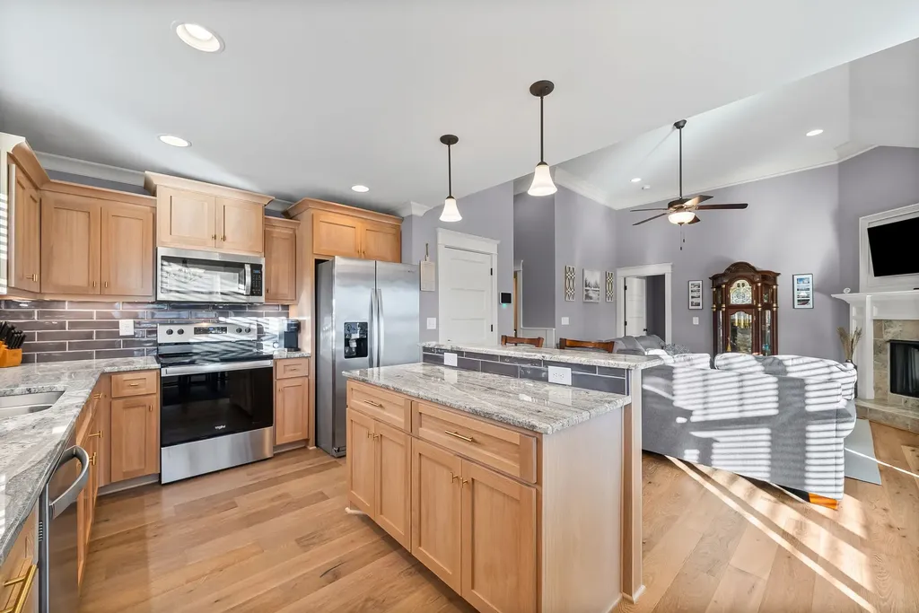 352 Lowline Drive Clarksville TN 37043