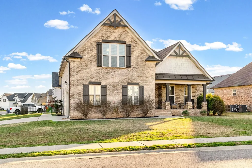 352 Lowline Drive Clarksville TN 37043