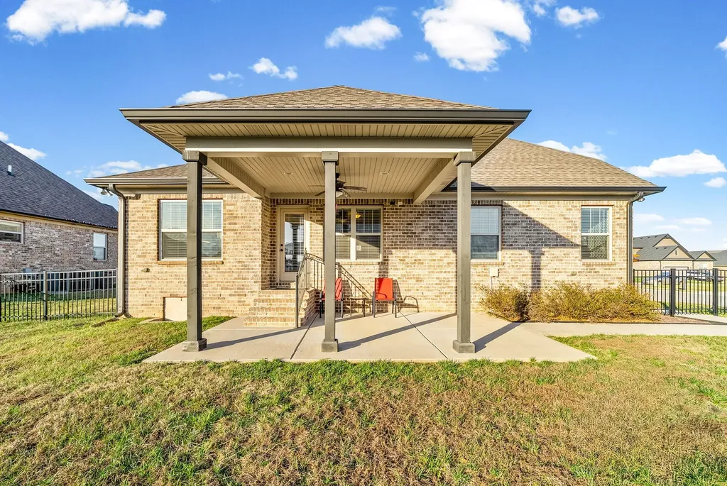 352 Lowline Drive Clarksville TN 37043