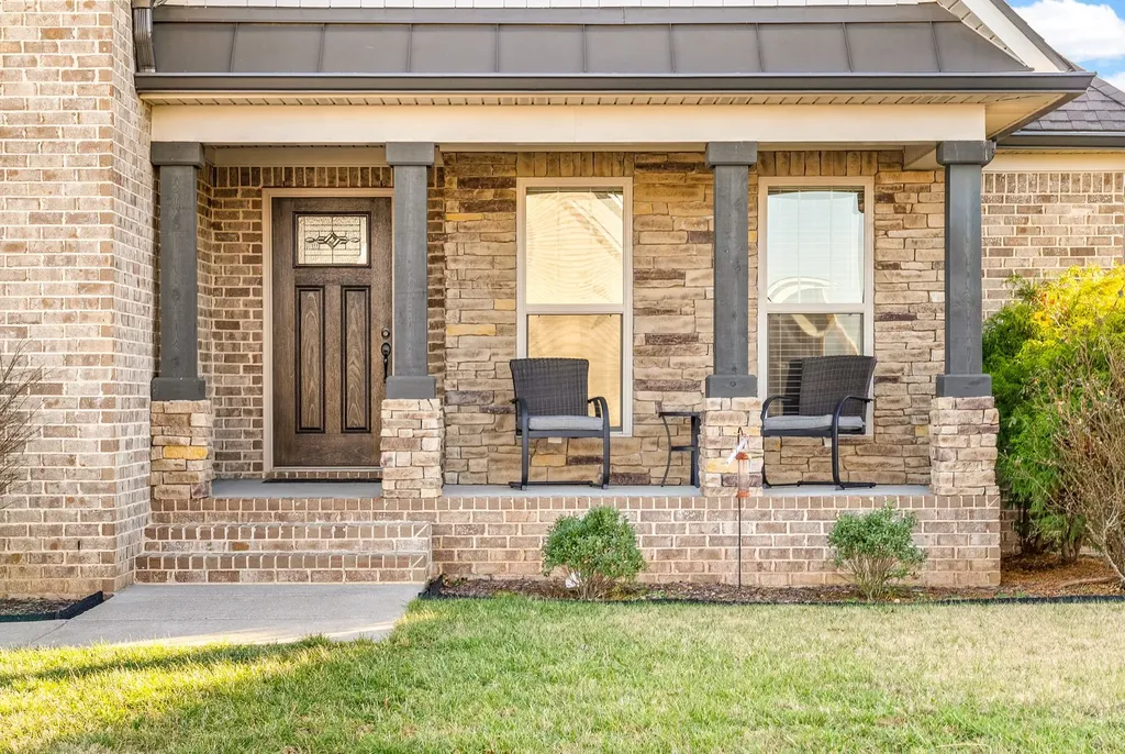 352 Lowline Drive Clarksville TN 37043