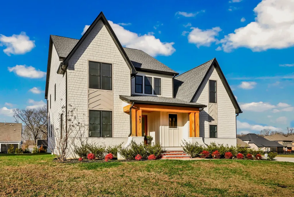867 Shady Bluff Trail Clarksville TN 37043