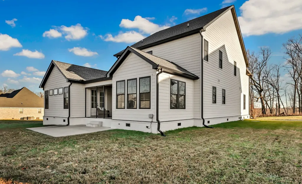 867 Shady Bluff Trail Clarksville TN 37043
