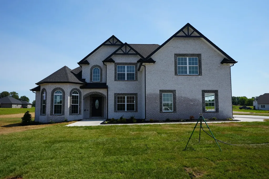 63 Wofford Estates Clarksville TN 37040