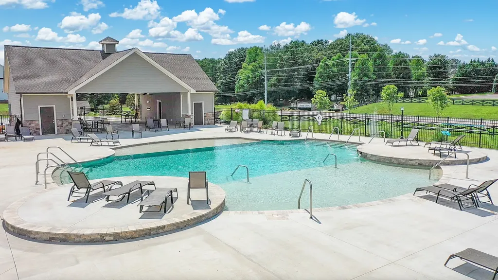 279 Hammock Drive Winchester TN 37398