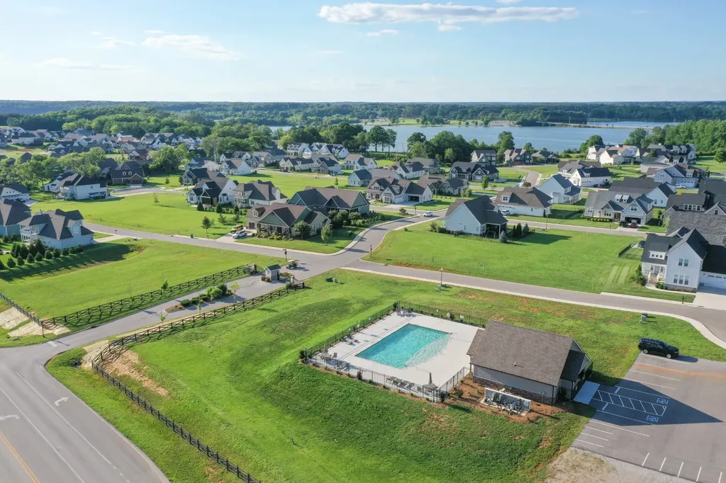 279 Hammock Drive Winchester TN 37398