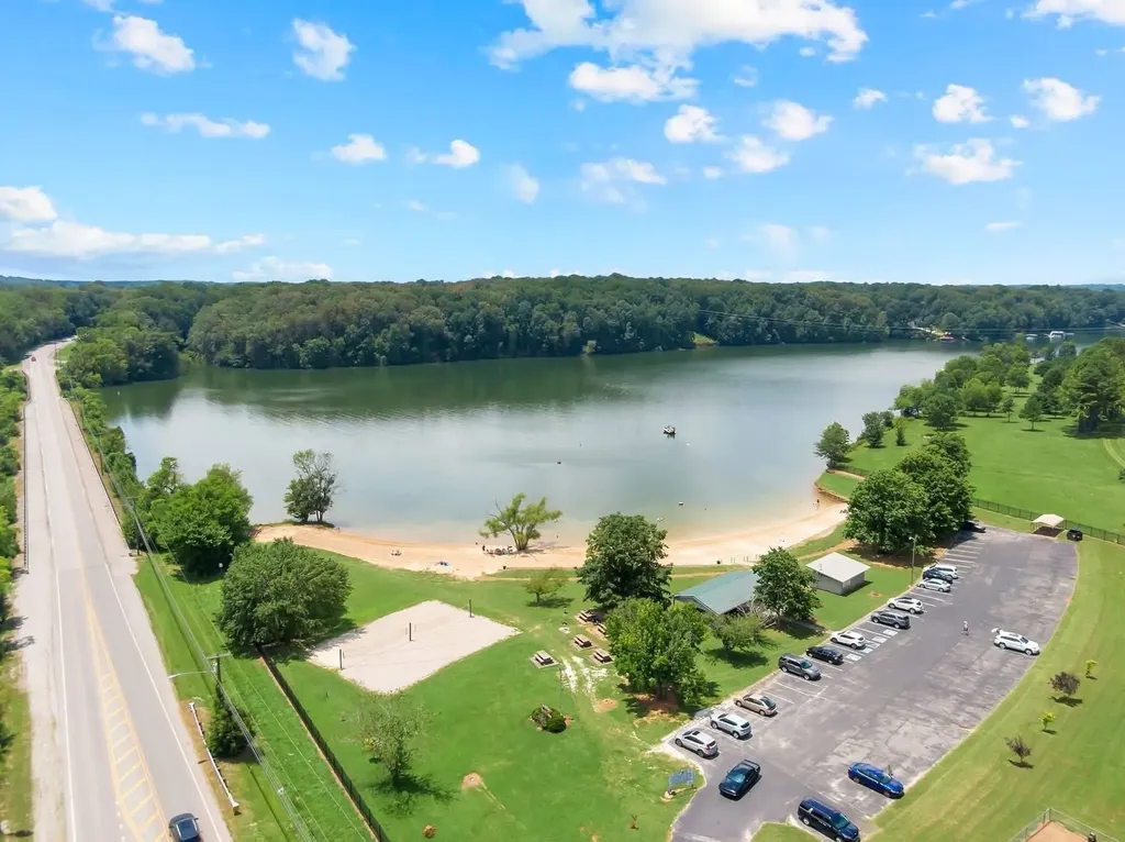 279 Hammock Drive Winchester TN 37398