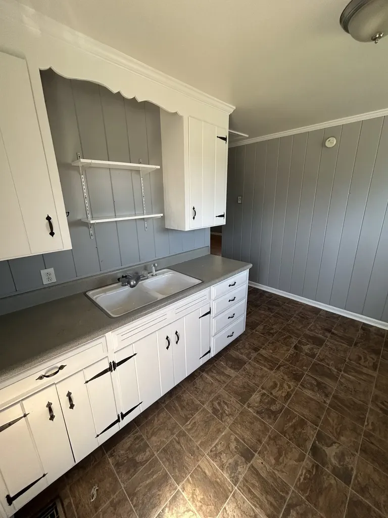 1705 15th Ave, S Nashville TN 37212