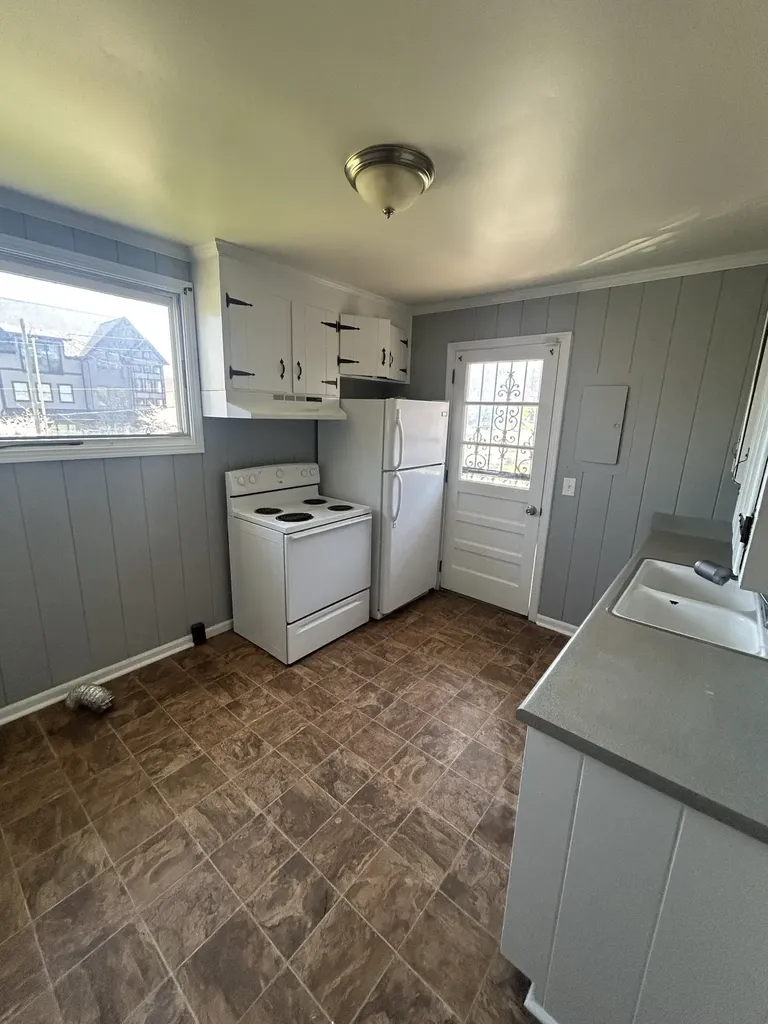 1705 15th Ave, S Nashville TN 37212