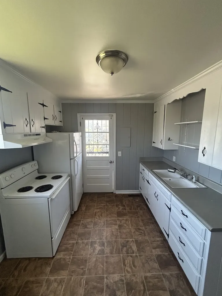 1705 15th Ave, S Nashville TN 37212