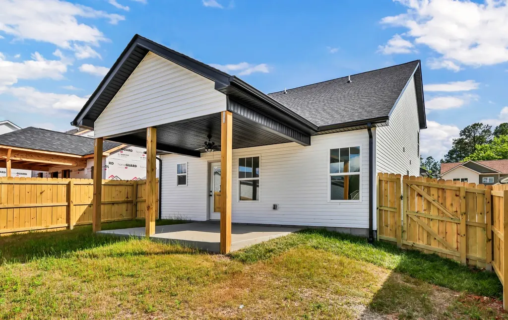 220 Quarry Overlook Way Clarksville TN 37043