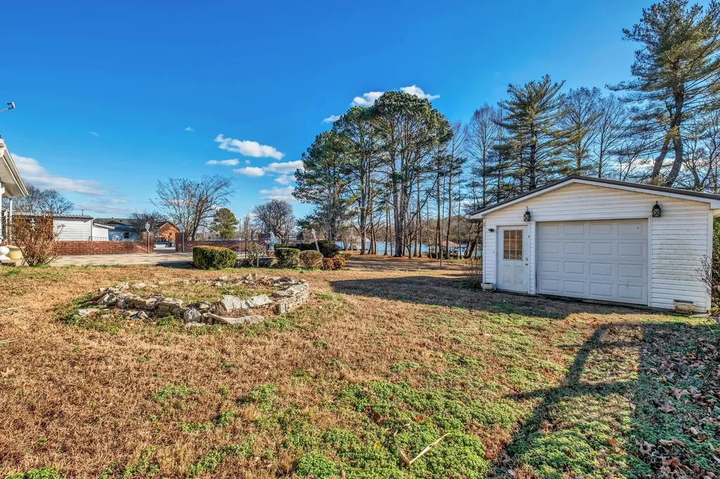 550 Drifting Cir, W Lebanon TN 37087