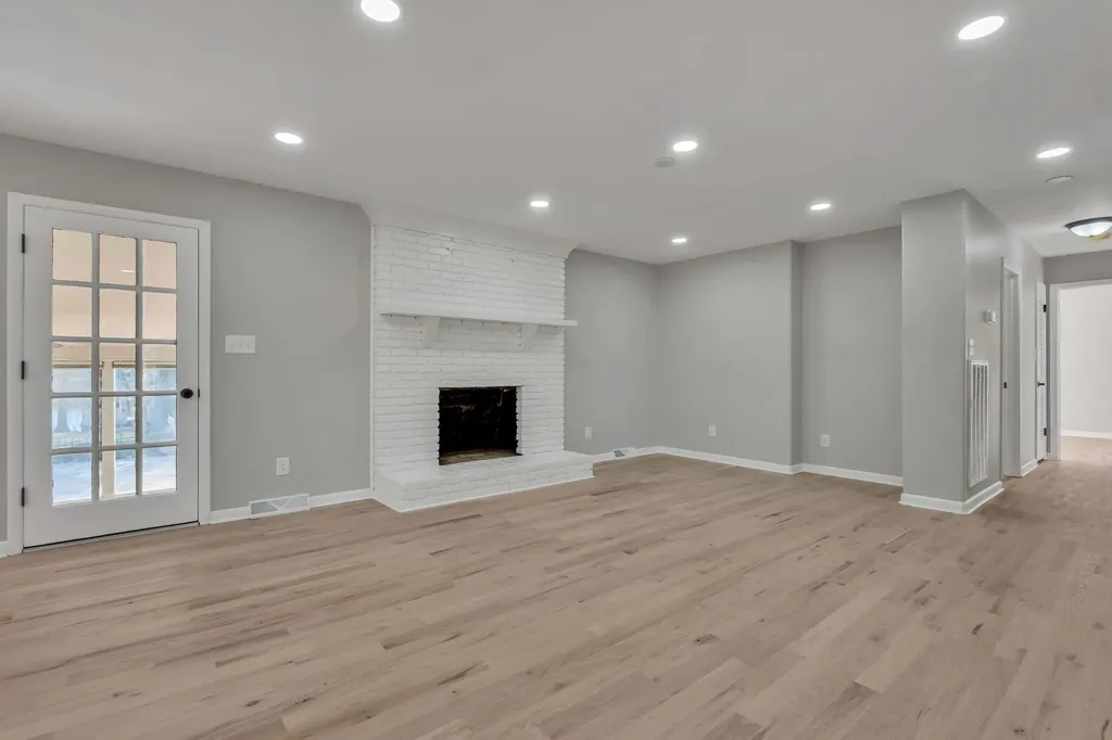 550 Drifting Cir, W Lebanon TN 37087