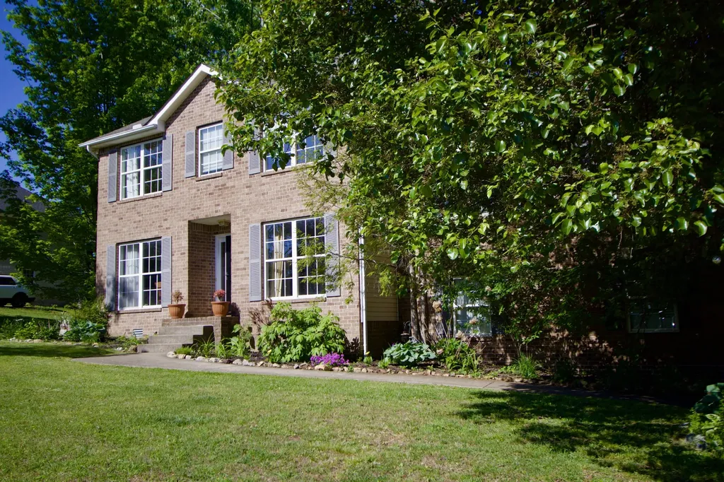 7303 Cox Run Court Fairview TN 37062