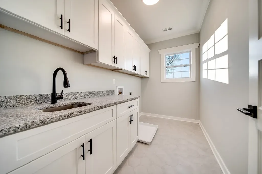 2509A Scovel Street Nashville TN 37208