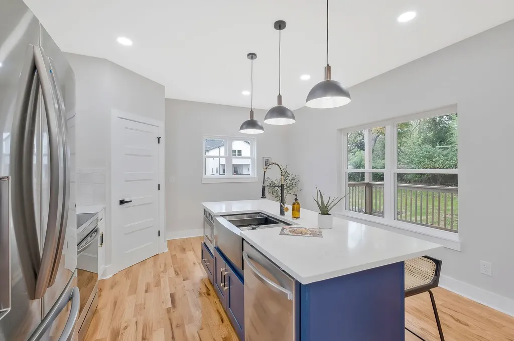 205 Paragon Mills Road Nashville TN 37211