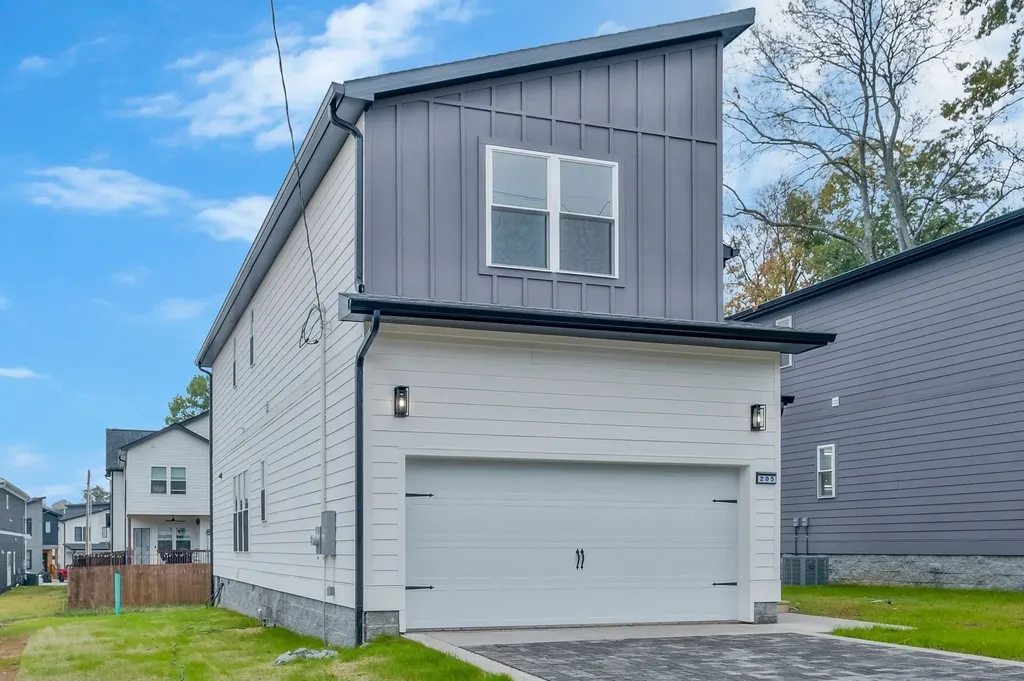 205 Paragon Mills Road Nashville TN 37211